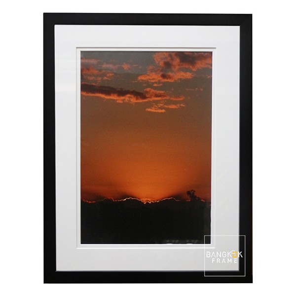 Poster-Frame-กรอบรูป-กรอบโปสเตอร์-กรอบโฆษณา-Picture-Frame-Custom-Framing